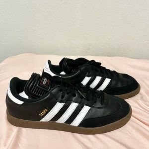 Adidas Samba | Color Black and White | Size 8 Men’s/ 9 Women’s